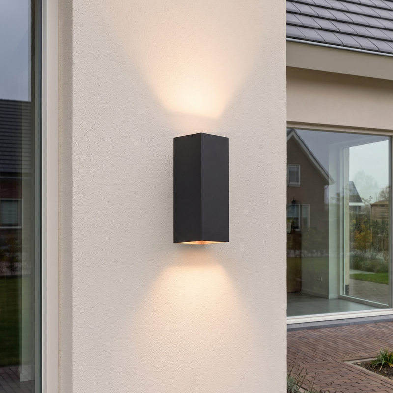 Candeeiro up down de alumínio preto, Dion, 8W, LED 3000K, IP54 Candeeiro up down de alumínio preto, Dion, 8W, LED 3000K, IP54