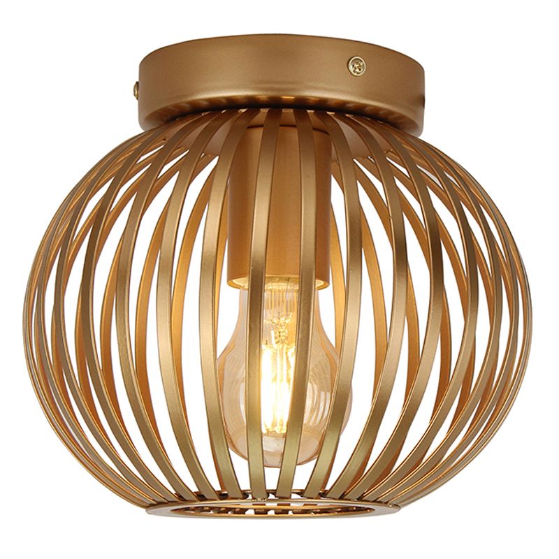 Plafon dourado industrial, Lieve