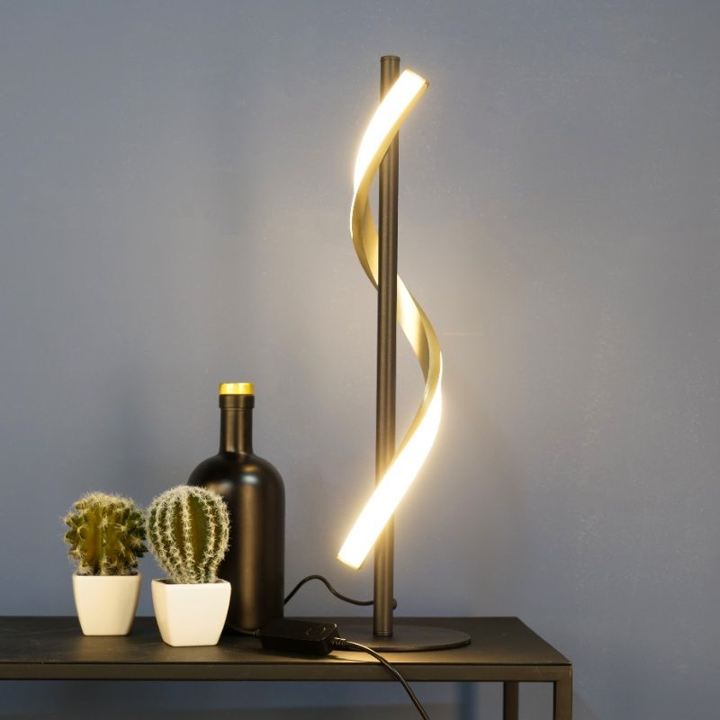 Candeeiro de mesa latão de plástico, Cunera, 8,8W, LED ajustável de branco quente a branco frio, regulável em 3 níveis