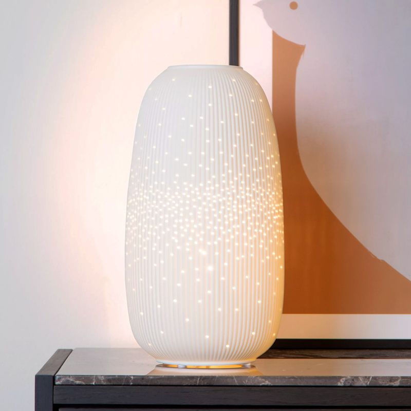 Candeeiro de mesa de cerâmica branco, Flores, com interruptor Candeeiro de mesa de cerâmica branco, Flores, com interruptor