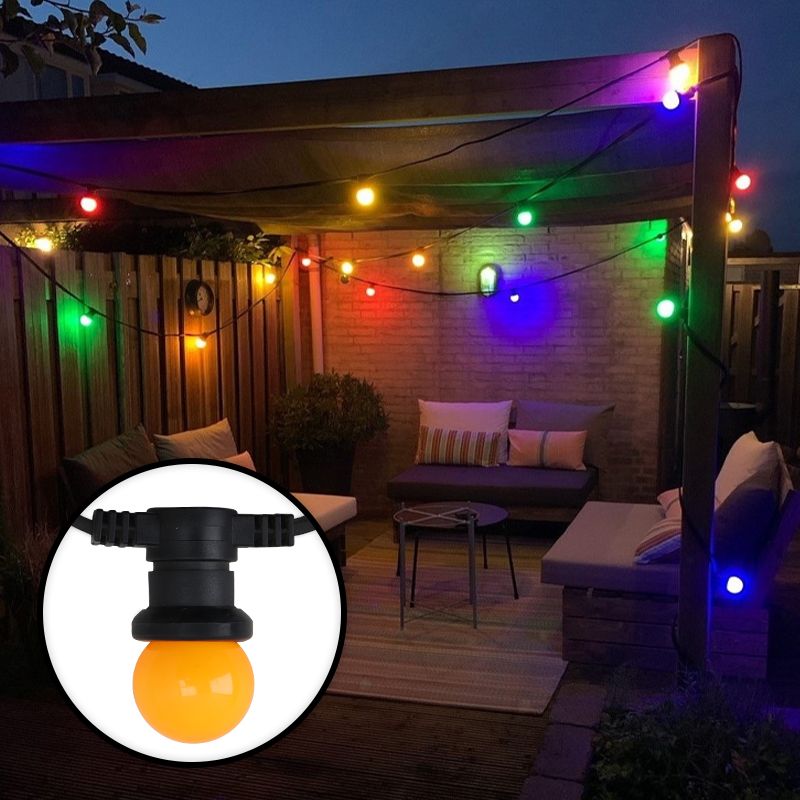 Cordão de luzes de 15 metros com 15 lâmpadas coloridas. Cordão de luzes de 15 metros com 15 lâmpadas coloridas.