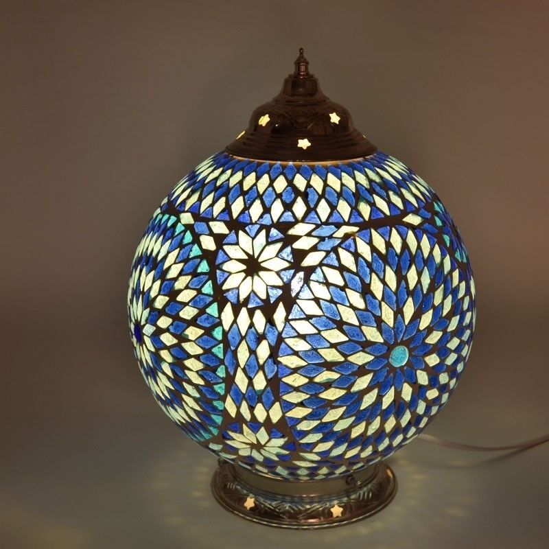 Candeeiro de mesa azul oriental, Dalil