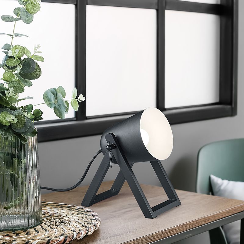 Candeeiro de mesa moderno preto, Sacha, com interruptor