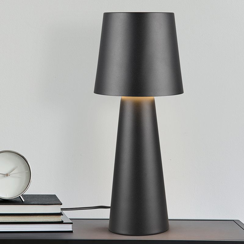 Candeeiro de mesa moderno preto, Lillyam, com interruptor