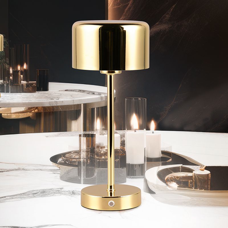 Candeeiro de mesa recarregável moderno latão, Dustin, 1W, LED 3000K, com dimmer tátil Candeeiro de mesa recarregável moderno latão, Dustin, 1W, LED 3000K, com dimmer tátil