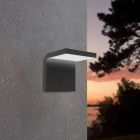 Candeeiro de parede exterior solar preto de plástico, Huseyin, 6,5W, LED 4000K, IP65