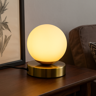 Candeeiro de mesa branco design, Stacy, com interruptor